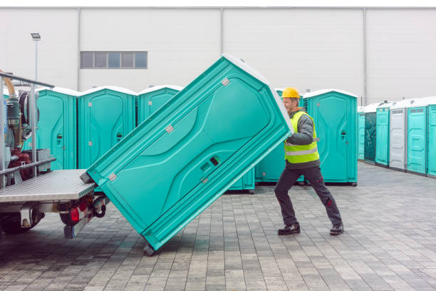 Best Porta potty rental near me  in Louisvle, IL